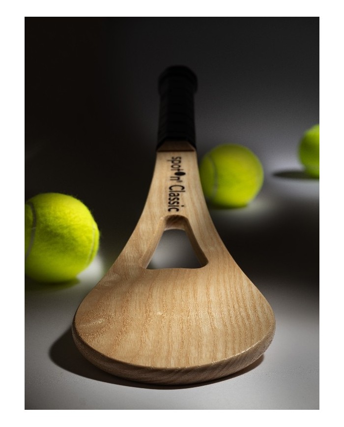 Raquette de tennis spotOn® en bois. Raquette de tennis spotOn® en bois.